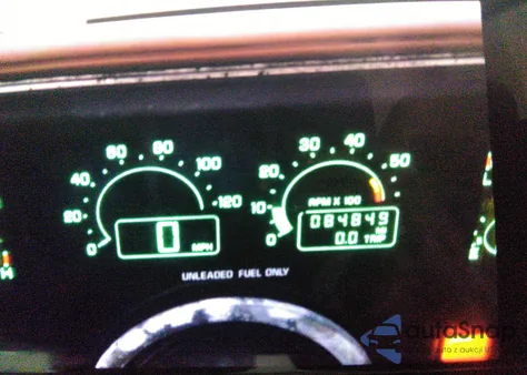 1990 Buick Reatta z USA, uszkodzony, nr VIN 1G4EC33C7LB903769